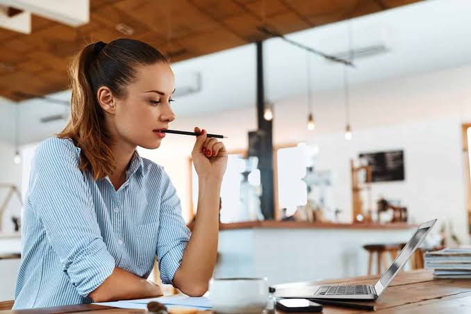 What in the World is Online Learning?