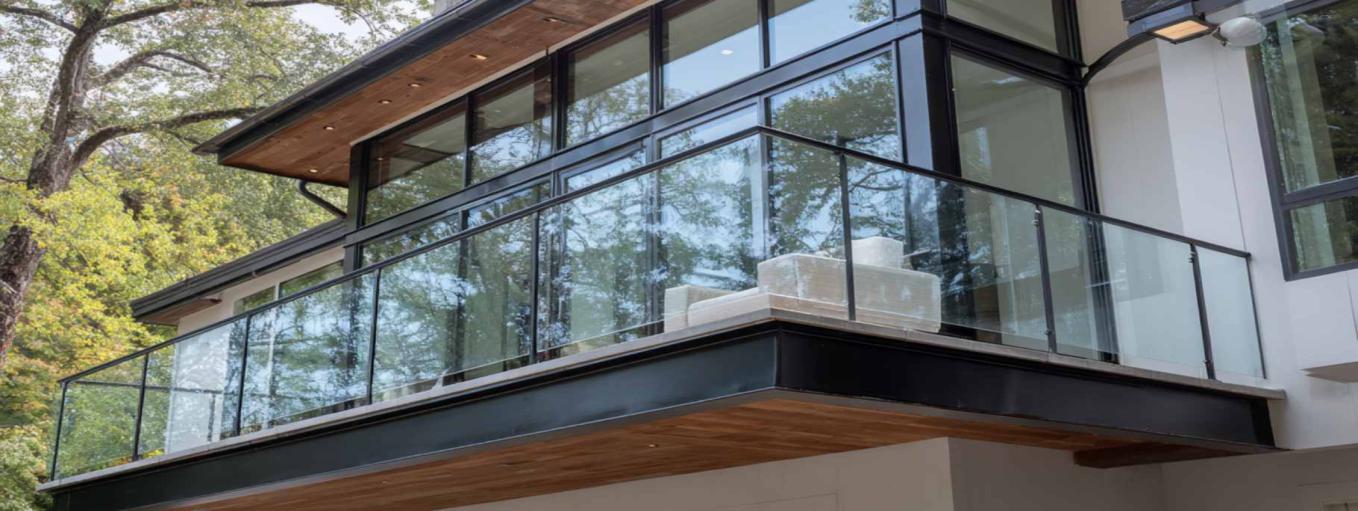15 Creative and Modern Balcony Railing Designs for 2026 to add to your home